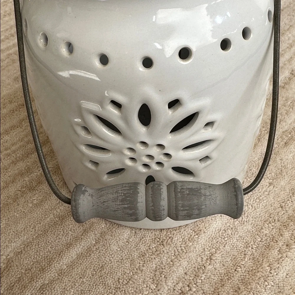 Ceramic White Lantern Flower Cutout Barrel Handle Candle Holder Insert